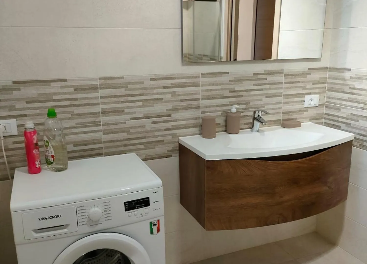Corte Del Sole Valeggio sul Mincio Guest house